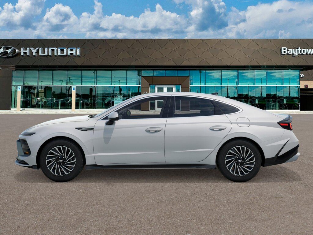 New 2026 Hyundai Sonata Hybrid SEL Sedan