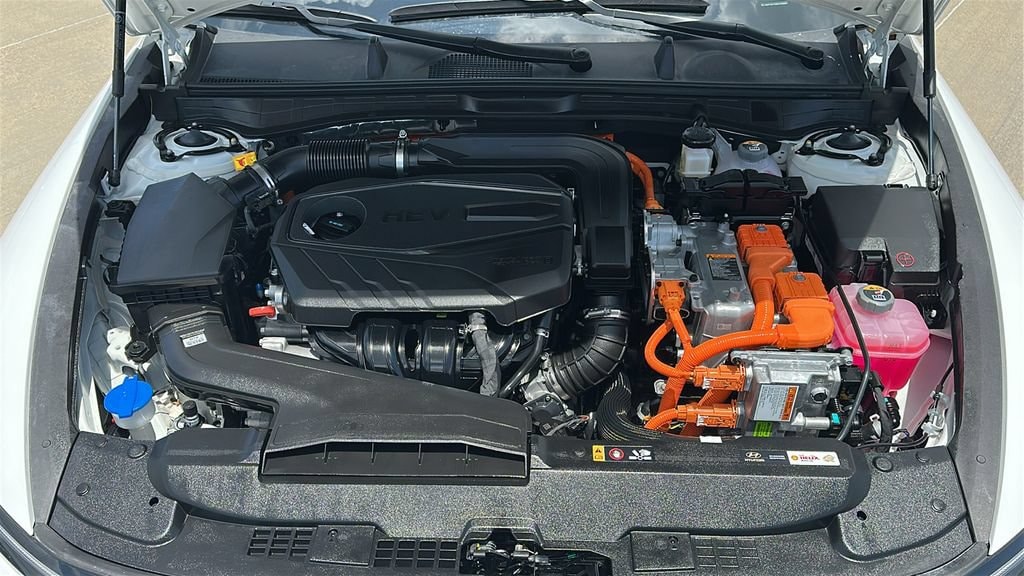 Used 2025 Hyundai Sonata Hybrid SEL SEL FWD