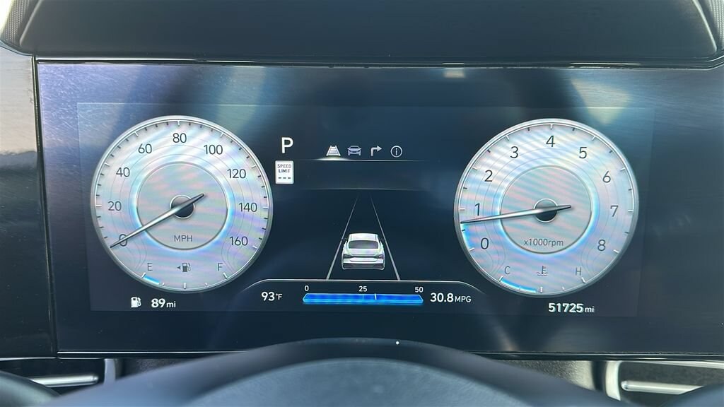 Used 2024 Hyundai Elantra Limited Limited IVT
