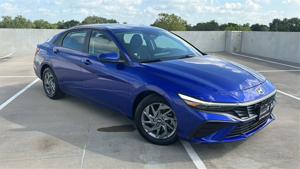 Used 2024 Hyundai Elantra SEL SEL IVT
