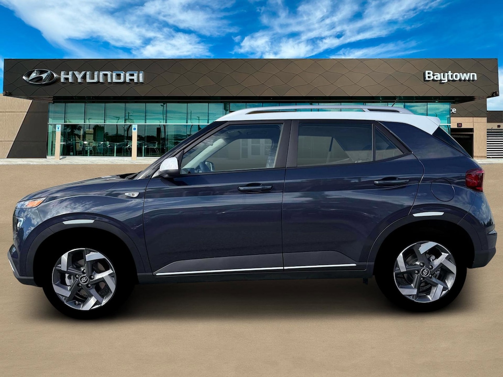 New 2026 Hyundai Venue SEL w/Two-Tone Roof SUV