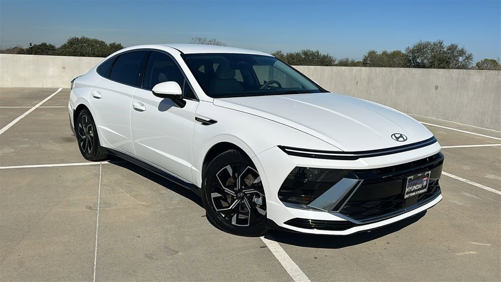 2025 Hyundai Sonata SEL FWD 