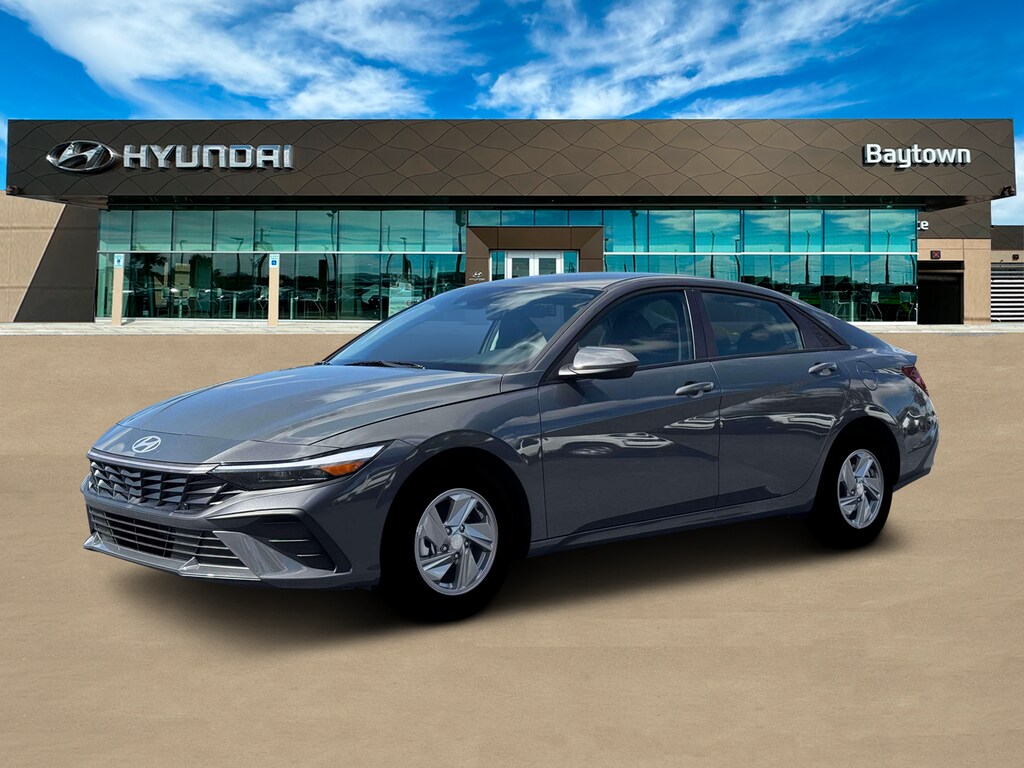 New 2026 Hyundai Elantra SE Sedan