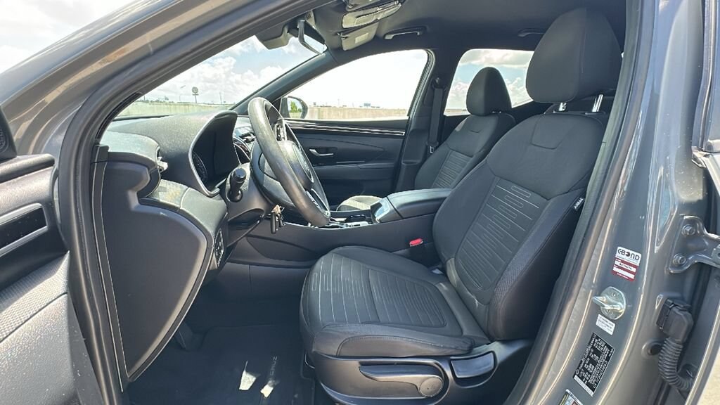 Used 2022 Hyundai Santa Cruz SE SE FWD