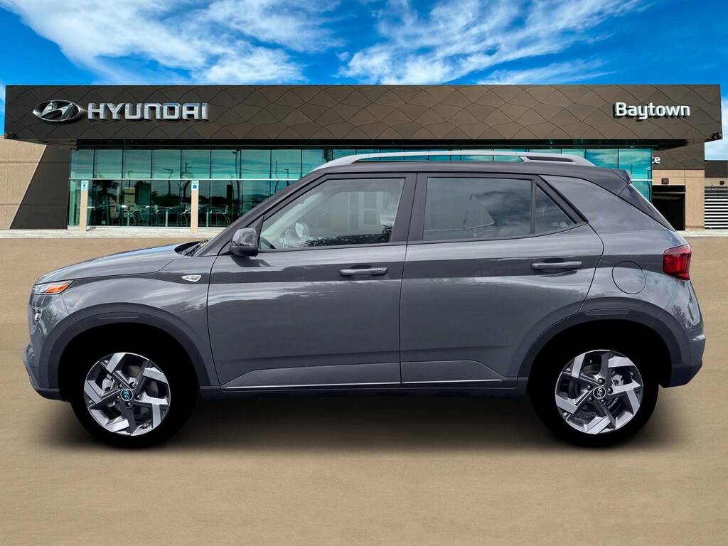 New 2026 Hyundai Venue SEL w/Two-Tone Roof SUV
