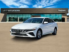 2025 Hyundai Elantra SE Sedan