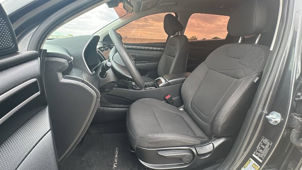 Used 2024 Hyundai Tucson SE SE FWD *Ltd Avail*