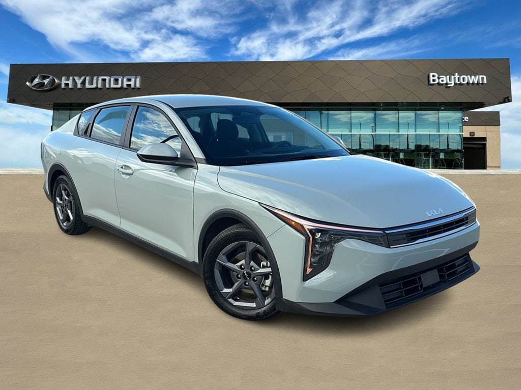 2026 Kia K4
