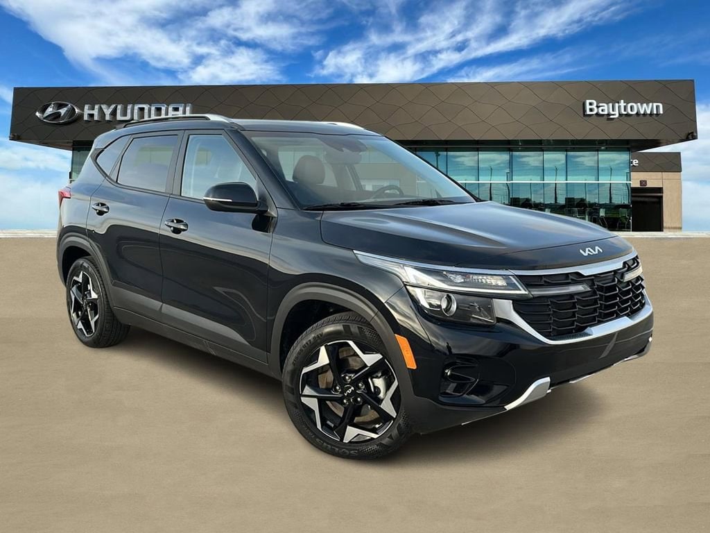 Used 2025 Kia Seltos S S IVT FWD