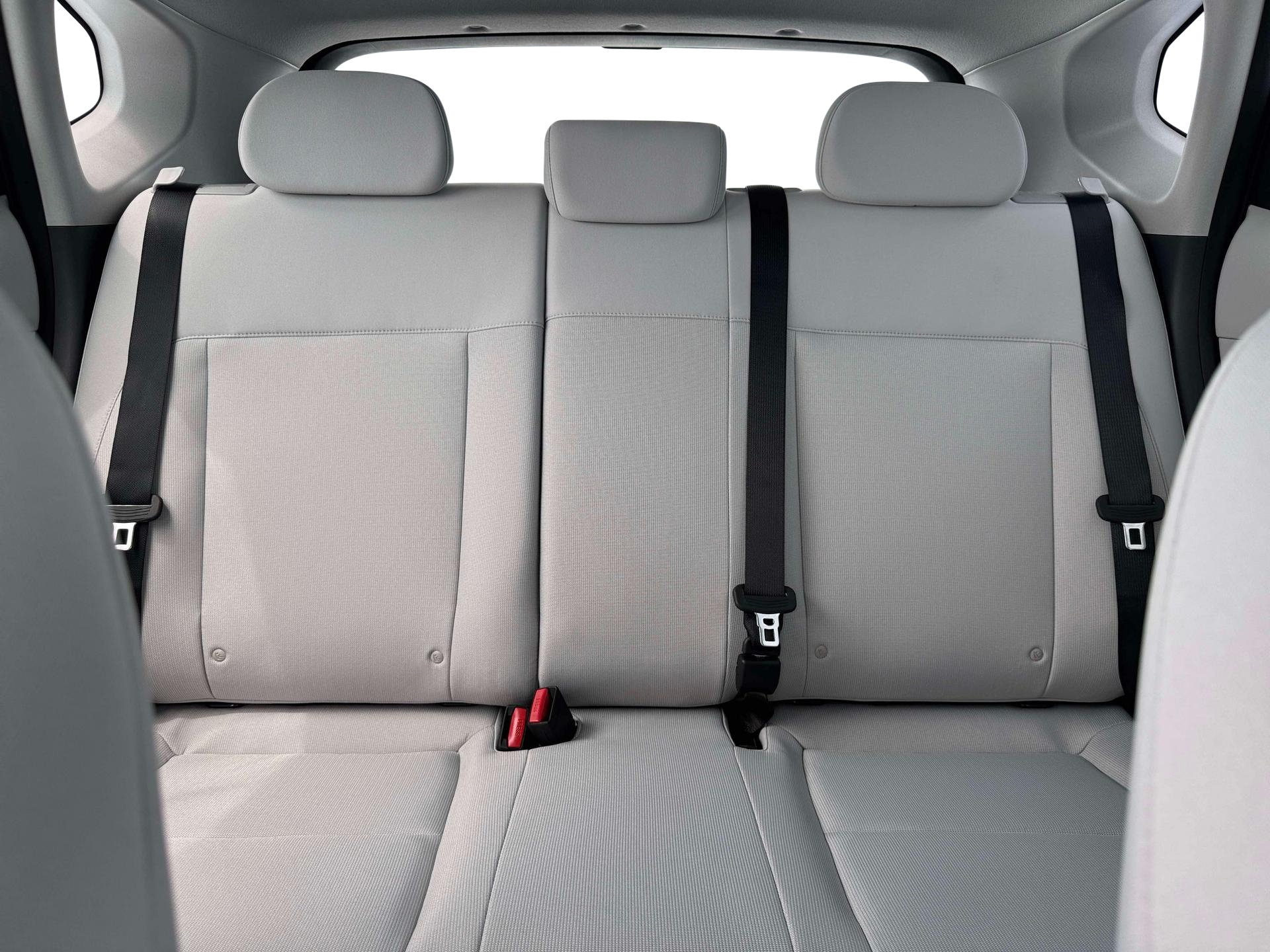 2026 Hyundai Kona SE - Photo 16