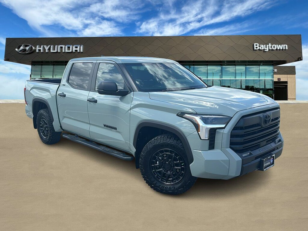 Used 2026 Toyota Tundra 2WD SR5 SR5 CrewMax 5.5 Bed