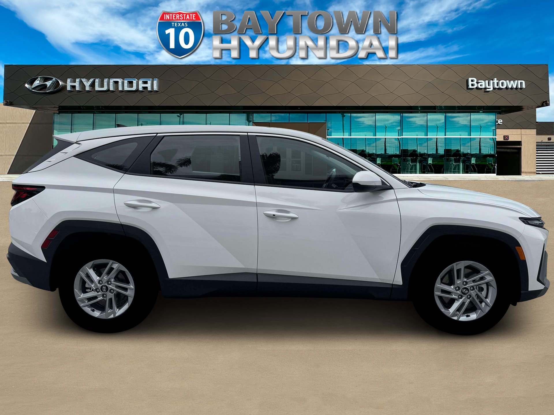 2026 Hyundai Tucson SE - Photo 9