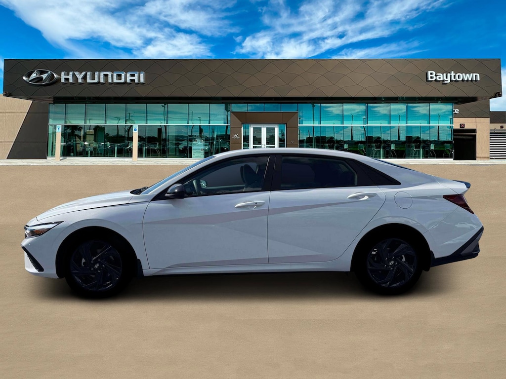 New 2026 Hyundai Elantra SEL Sport Sedan
