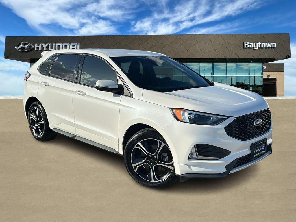 2023 Ford Edge