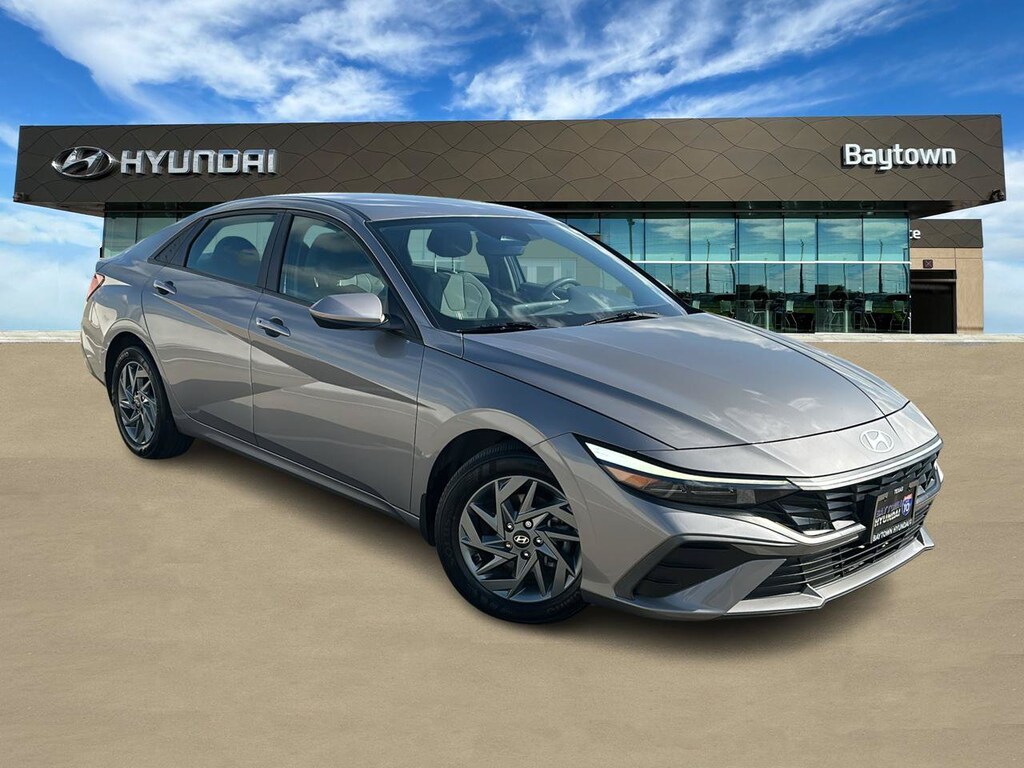 Used 2024 Hyundai Elantra SEL SEL IVT