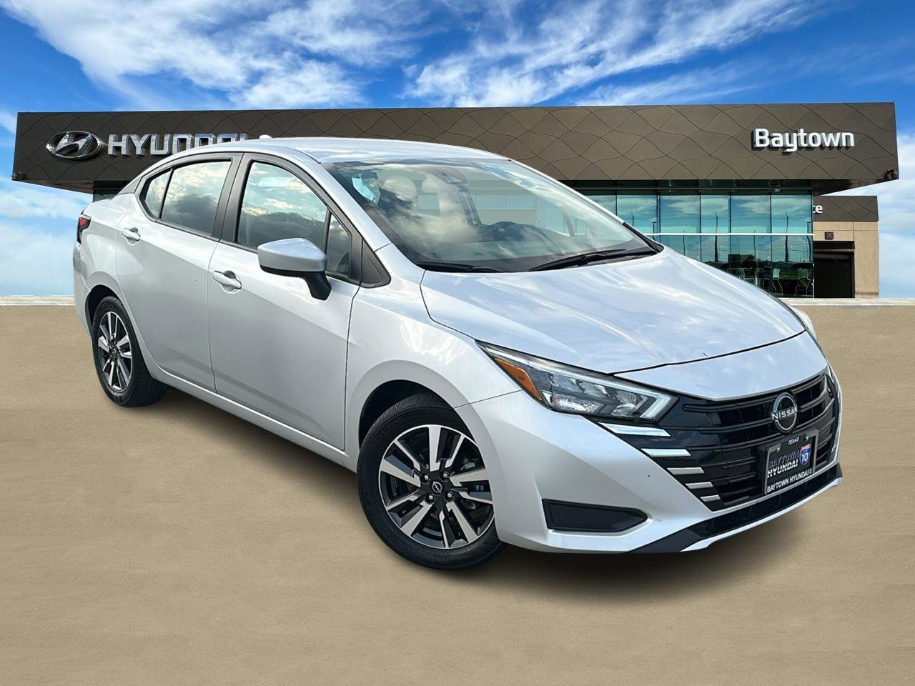 2025 Nissan Versa 1.6 SV CVT's photo