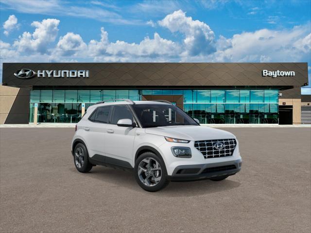2025 Hyundai Venue SEL photo 2