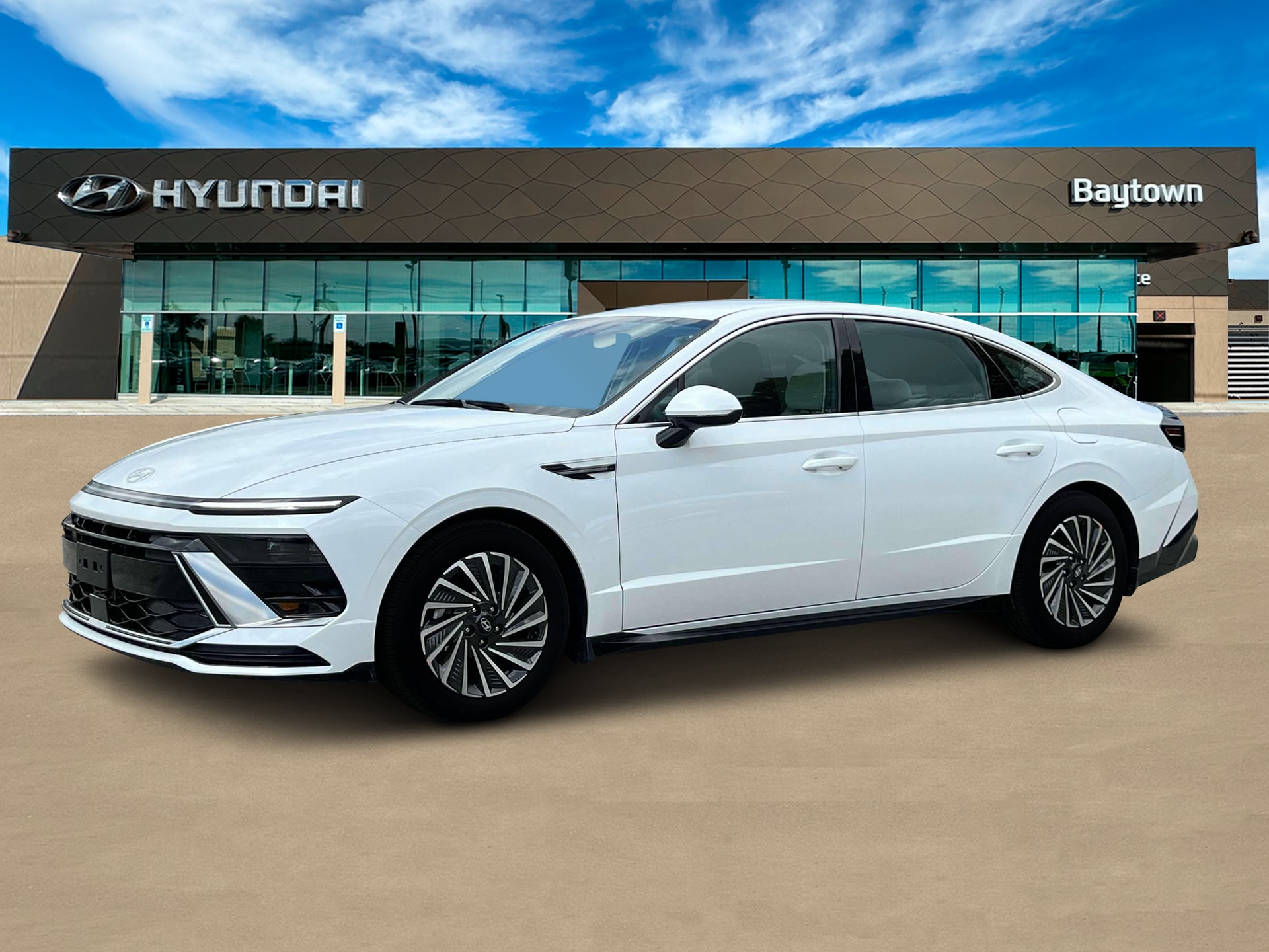 2025 Hyundai Sonata Hybrid SEL photo 2