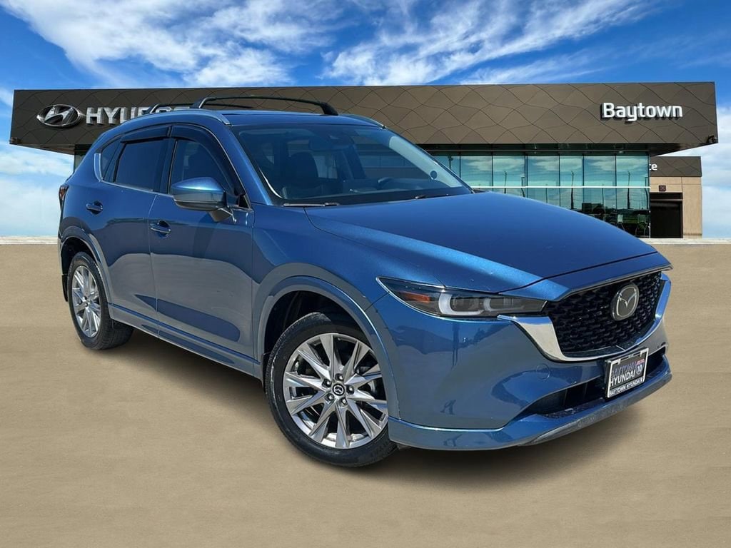 2024 Mazda CX-5 S Premium package Auto AWD's photo
