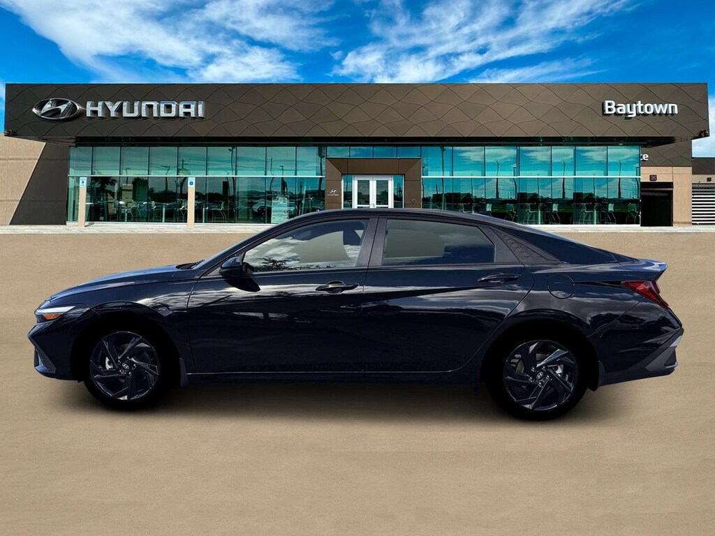 New 2026 Hyundai Elantra SEL Sport Sedan