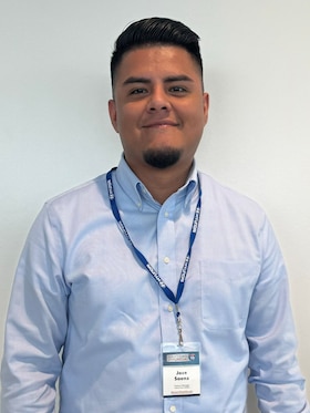 Staff member Jose Saenz from ID_5aa5f7646370