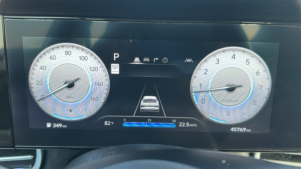 Used 2025 Hyundai Elantra Limited Limited IVT