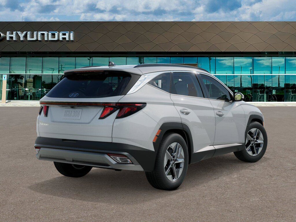 New 2026 Hyundai Tucson SEL FWD SUV