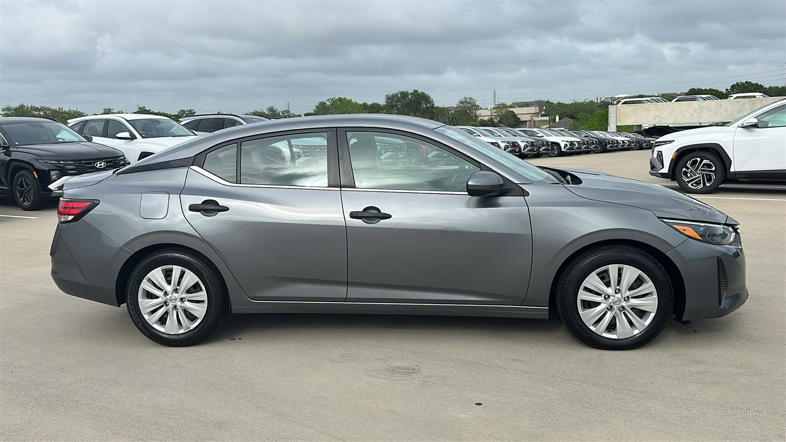 2024 Nissan Sentra S - Photo 13