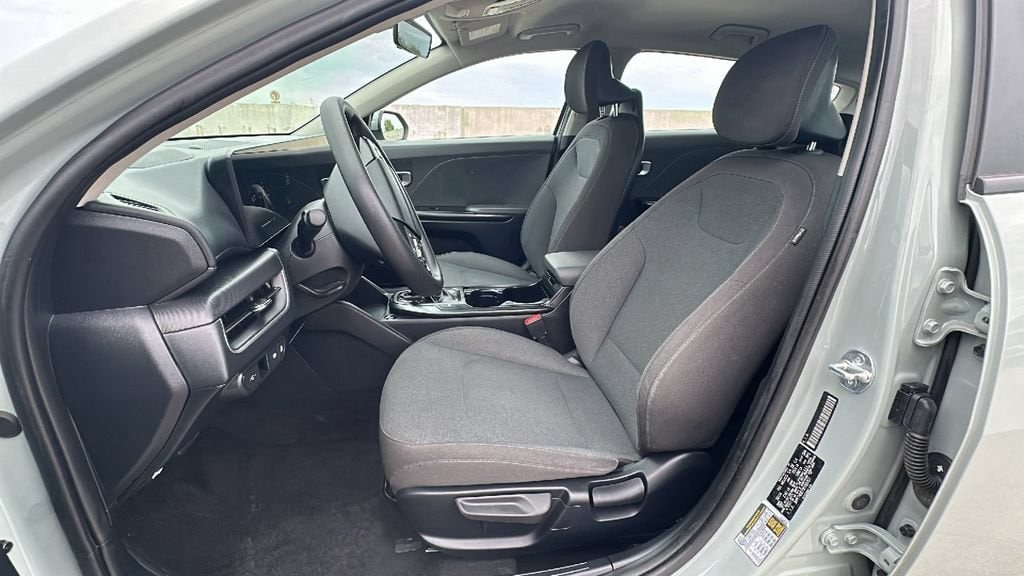 Used 2025 Kia K4 LXS LXS FWD