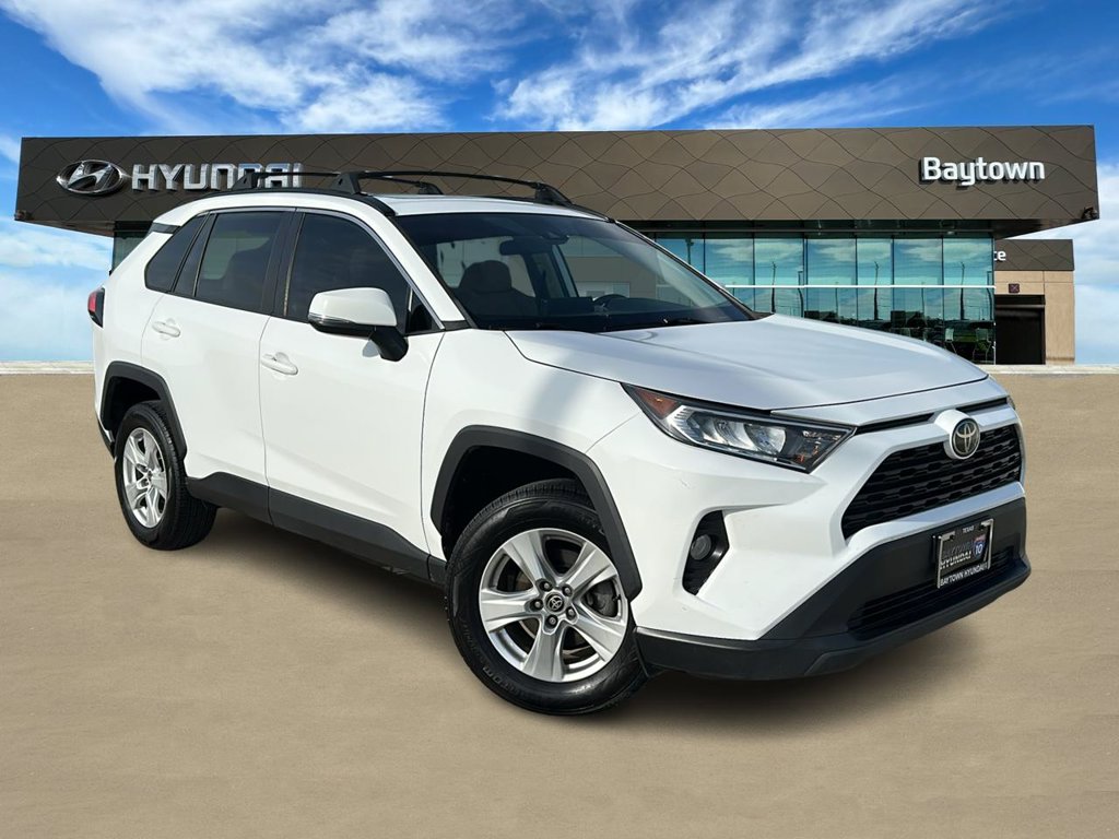 Used 2021 Toyota RAV4 XLE SUV
