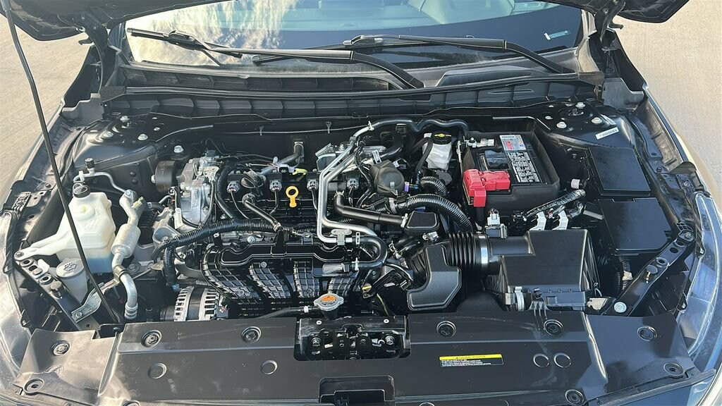 Used 2025 Nissan Altima SV SV FWD