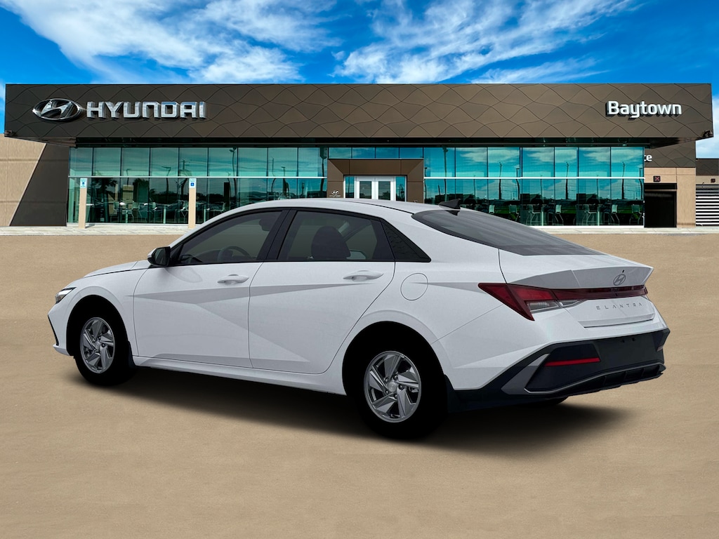 New 2026 Hyundai Elantra SE Sedan