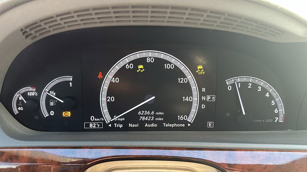 2011 Mercedes Benz S 550 photo 2