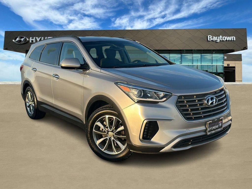 2018 Hyundai Santa Fe SE