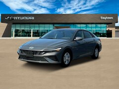 2025 Hyundai Elantra SE Sedan