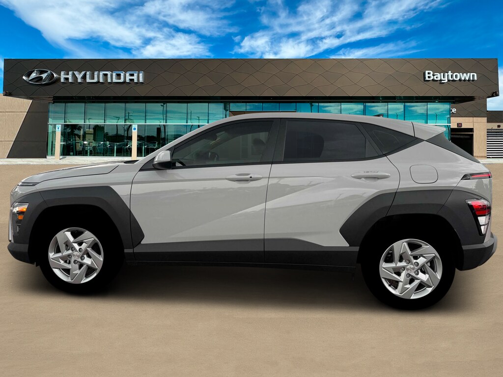 New 2026 Hyundai Kona SE FWD SUV