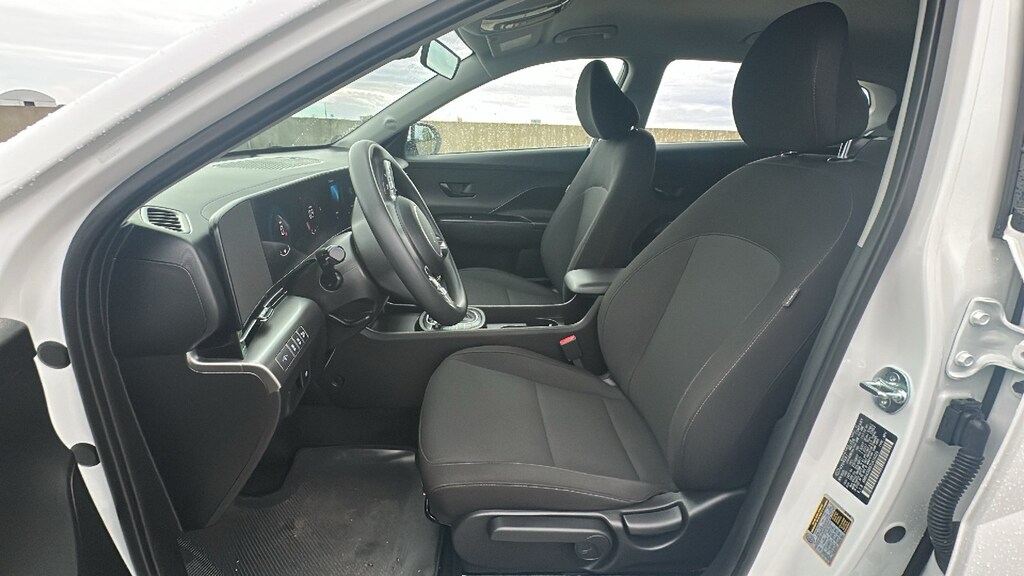 Used 2026 Hyundai Kona SE SE FWD
