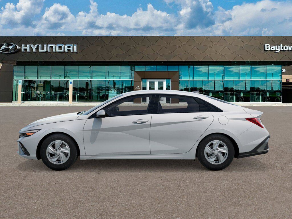 New 2026 Hyundai Elantra SE Sedan