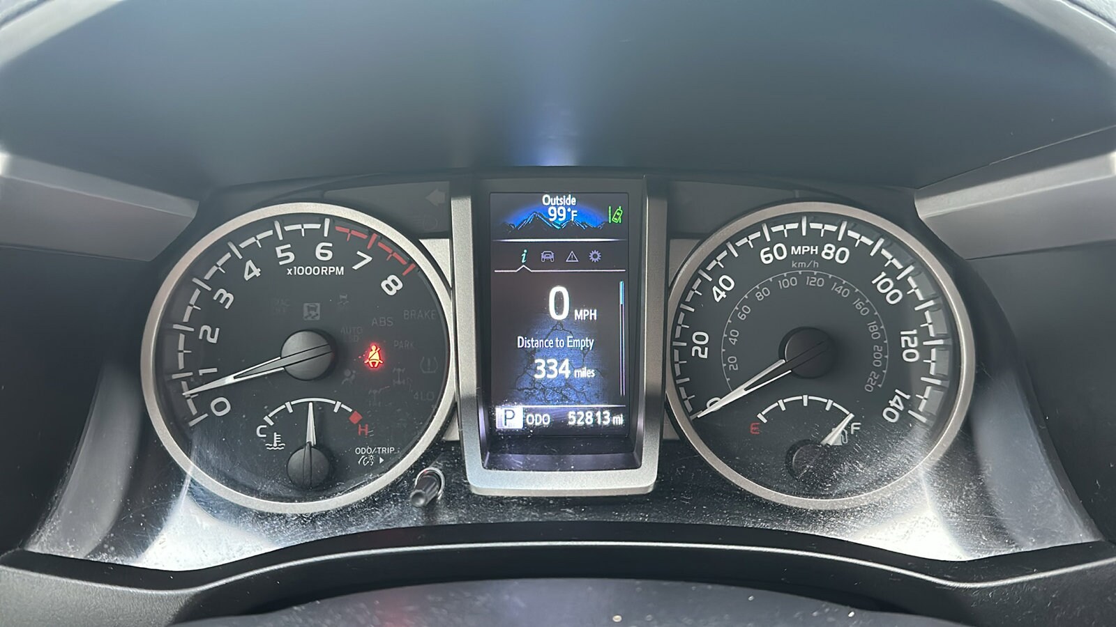 2022 Toyota Tacoma SR5 photo 2