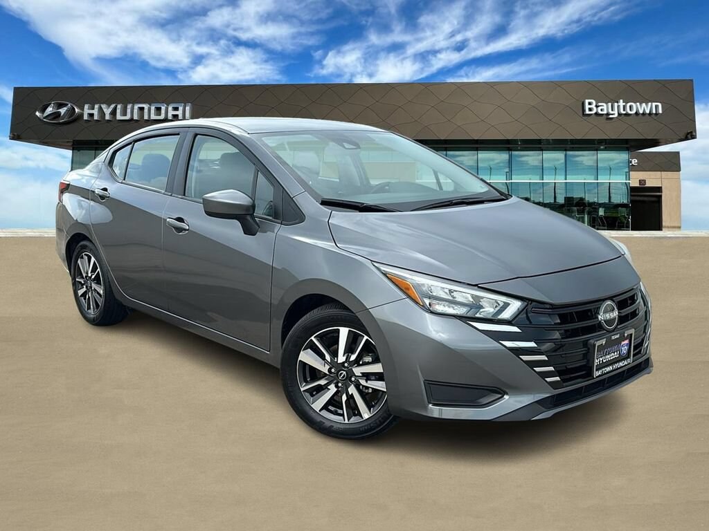 Used 2025 Nissan Versa SV SV CVT
