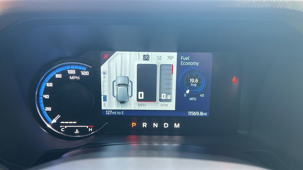 2024 Ford Bronco Outer Banks photo 2