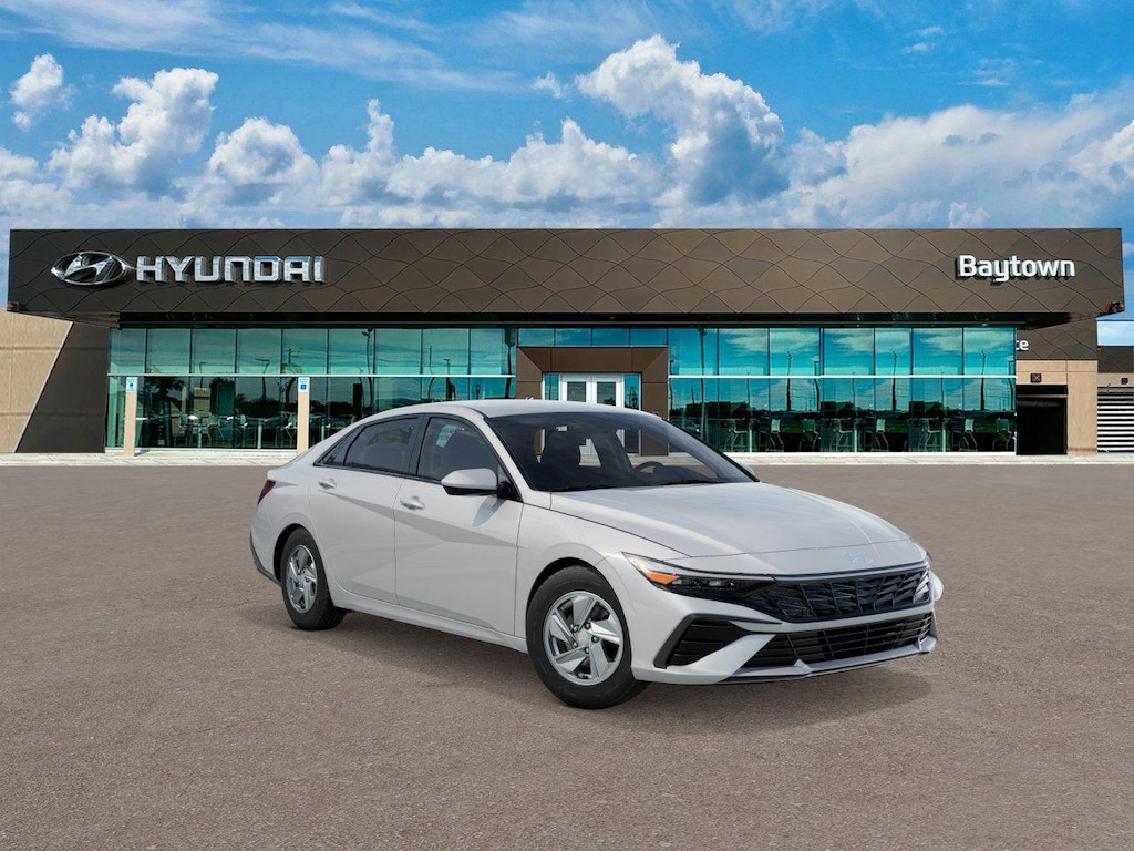 New 2026 Hyundai Elantra SE Sedan