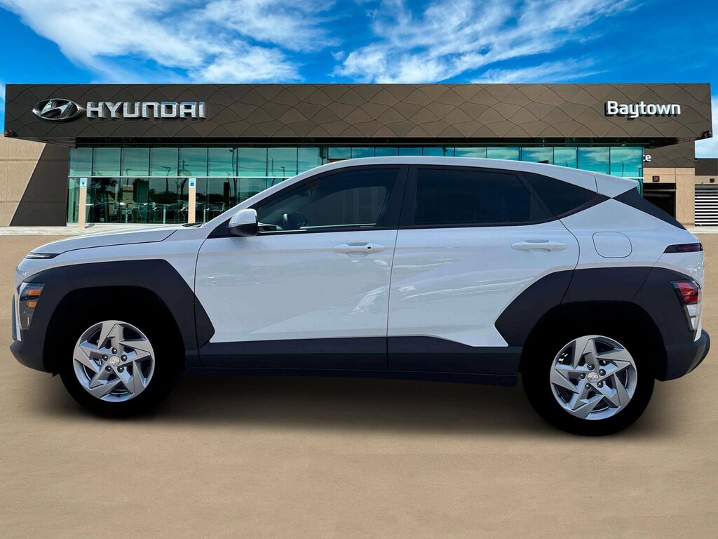 New 2026 Hyundai Kona SE FWD SUV