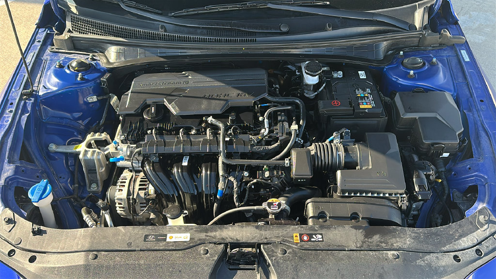 Used 2025 Hyundai Elantra SEL Convenience Sedan