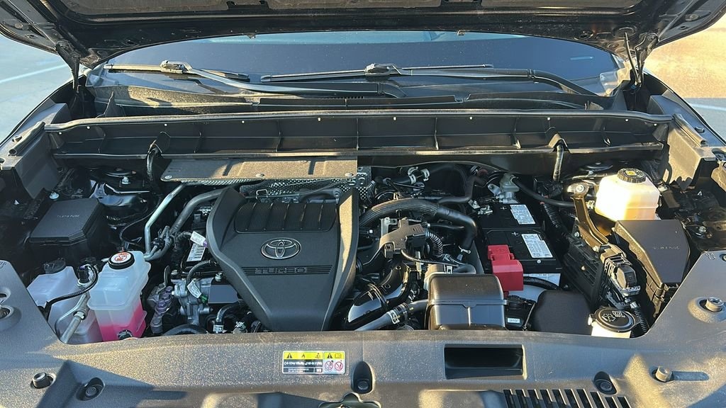 Used 2023 Toyota Highlander L L FWD