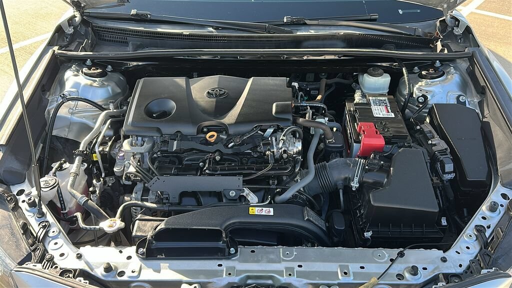 Used 2021 Toyota Camry SE SE Auto