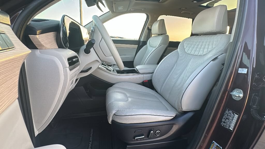 Used 2024 Hyundai Palisade Limited Limited FWD