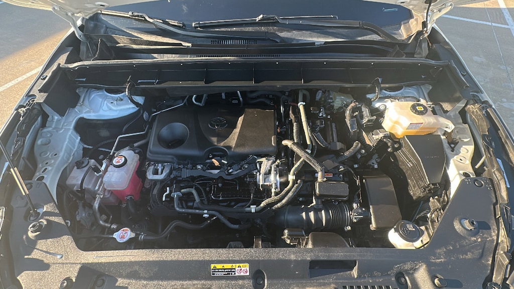 Used 2021 Toyota Highlander Hybrid XLE Hybrid XLE FWD