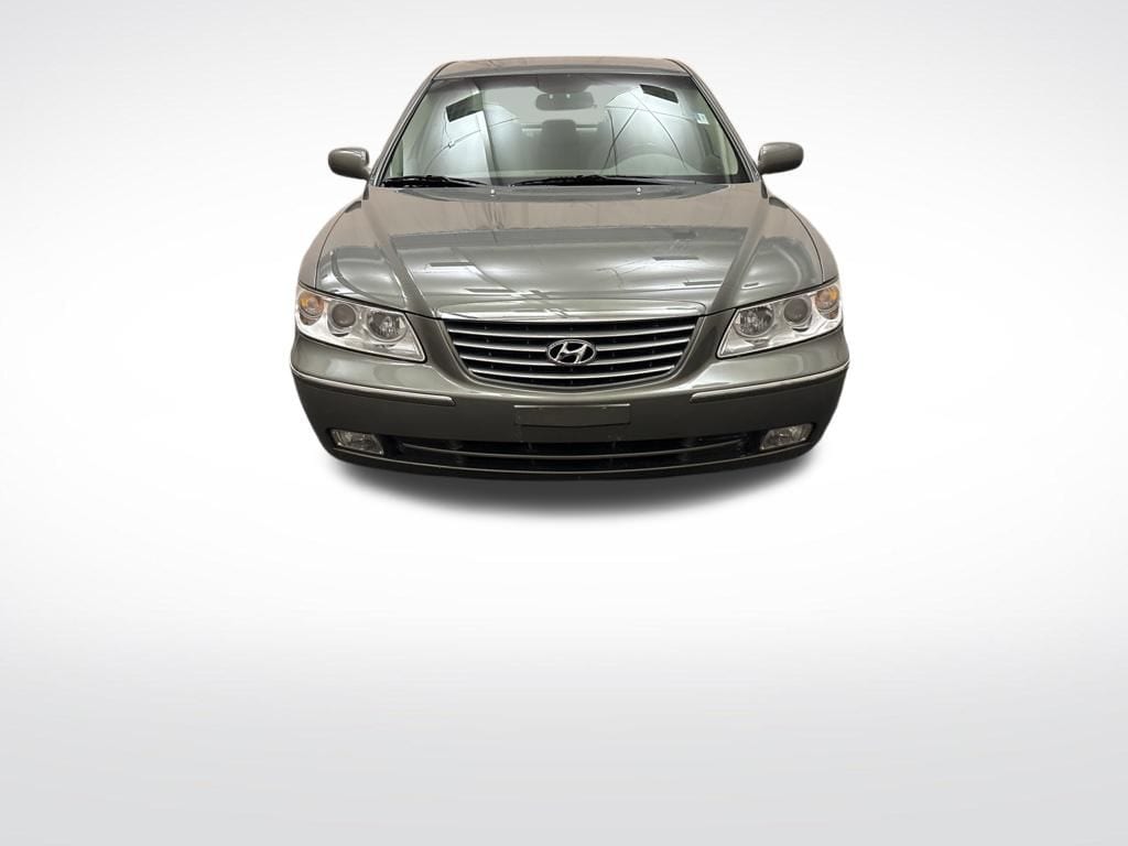 Used 2007 Hyundai Azera Limited with VIN KMHFC46FX7A184626 for sale in Bedford, OH