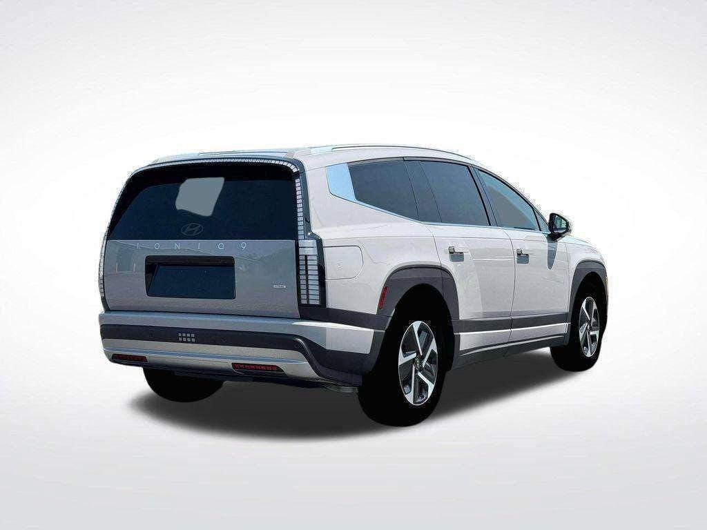2026 Hyundai IONIQ 9 SE - Photo 7